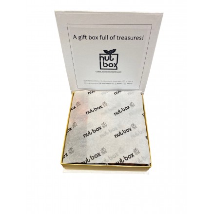 Platter raw nuts variety 4 kinds